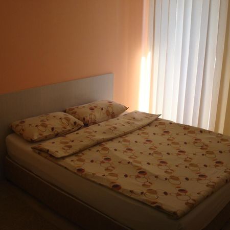 Linda Bed And Breakfast Nis Bilik gambar