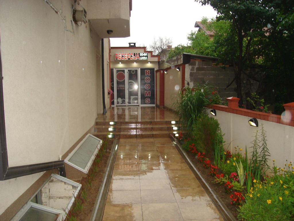 Linda Bed And Breakfast Nis Luaran gambar